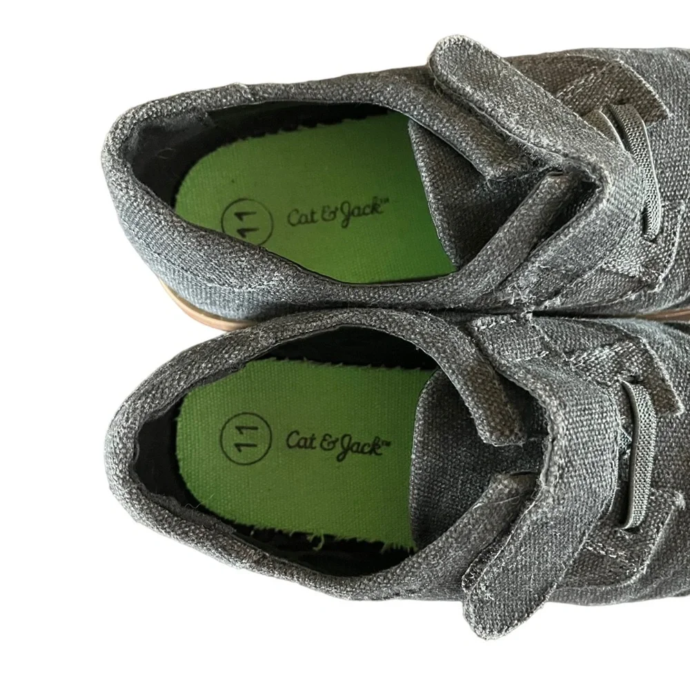 Cat & Jack Boys Gray Canvas Casual Dress Shoes Size 11 - Picture 4 of 7